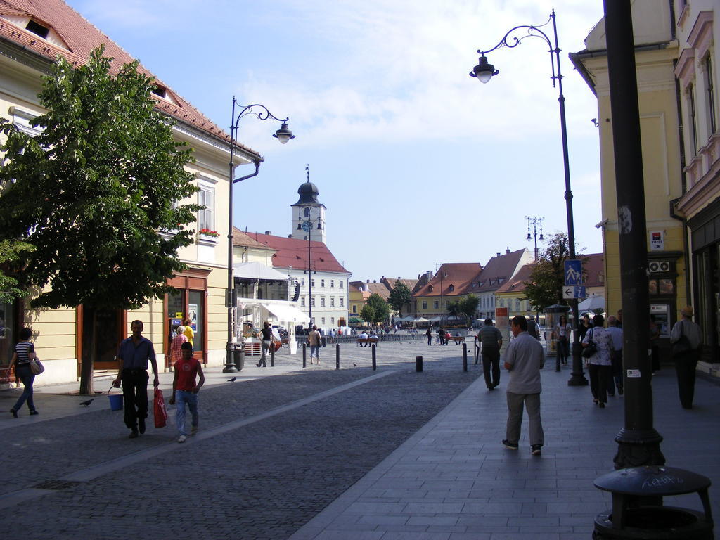 Ferienwohnung Garsoniera Central Hermannstadt Zimmer foto